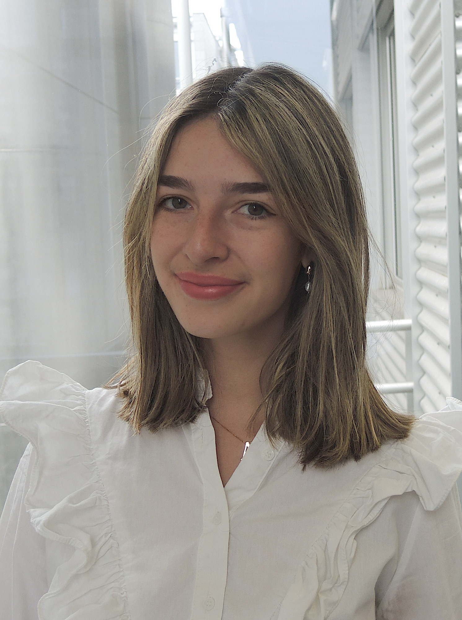 Alessia Djizmedjian Menezes